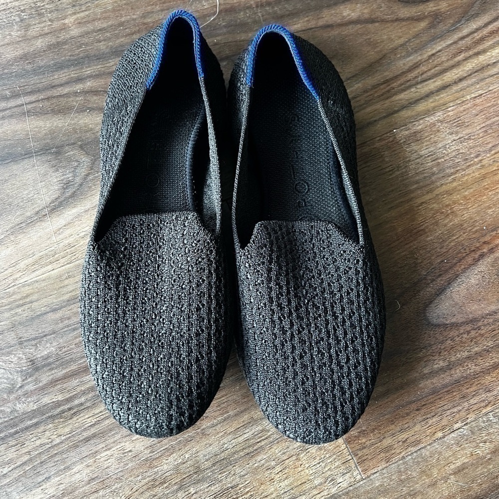 Rothy’s The Loafer in Black Honeycomb, size 7 - Picture 4 of 6